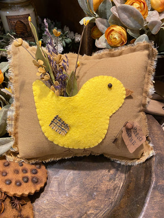 Spring Chick Pillow/Homespun Plaid