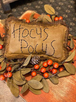 Hocus Pocus Pillow Tuck