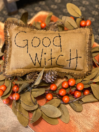 Good Witch Prim Pillow Tuck